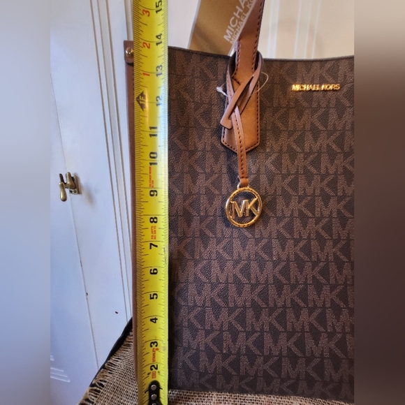 Michael Kors Maple Luggage Large NS Tote Bag Purse Carry On NWT - Picture 6 of 9